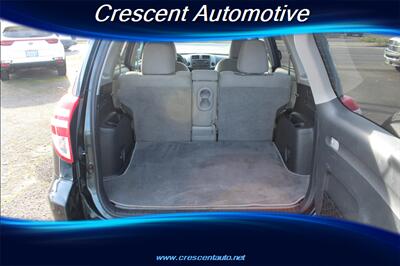 2012 Toyota RAV4   - Photo 14 - Eugene, OR 97402
