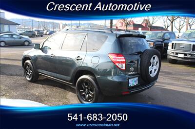 2012 Toyota RAV4   - Photo 8 - Eugene, OR 97402