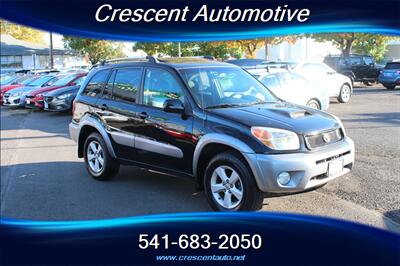 2005 Toyota RAV4   - Photo 4 - Eugene, OR 97402