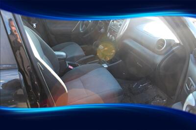 2005 Toyota RAV4   - Photo 12 - Eugene, OR 97402