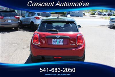 2015 MINI Hardtop 2 Door Cooper   - Photo 7 - Eugene, OR 97402