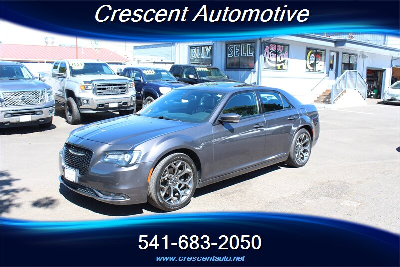 2018 Chrysler 300 S  
