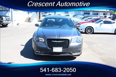 2018 Chrysler 300 S - Photo 3 - Eugene, OR 97402