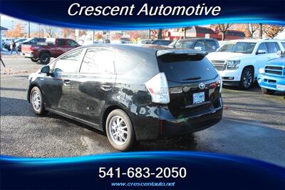 2012 Toyota Prius V II - Photo 8 - Eugene, OR 97402