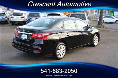 2019 Nissan Sentra S - Photo 6 - Eugene, OR 97402