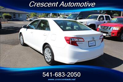 2012 Toyota Camry LE   - Photo 5 - Eugene, OR 97402