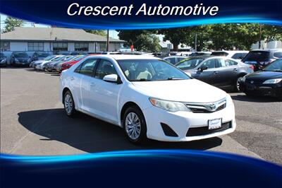 2012 Toyota Camry LE   - Photo 2 - Eugene, OR 97402
