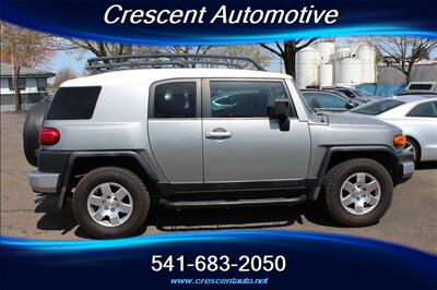 2010 Toyota FJ Cruiser   - Photo 4 - Eugene, OR 97402