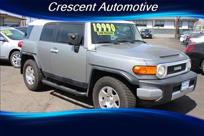 2010 Toyota FJ Cruiser   - Photo 3 - Eugene, OR 97402