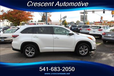 2015 Toyota Highlander XLE - Photo 5 - Eugene, OR 97402
