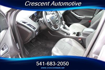 2014 Ford Focus SE   - Photo 9 - Eugene, OR 97402