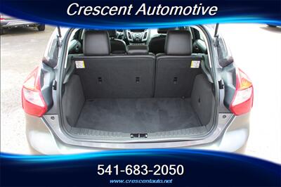 2014 Ford Focus SE   - Photo 12 - Eugene, OR 97402