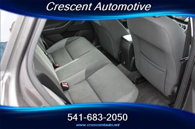 2012 Ford Focus SE   - Photo 13 - Eugene, OR 97402