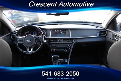 2018 Kia Optima EX Tech   - Photo 12 - Eugene, OR 97402