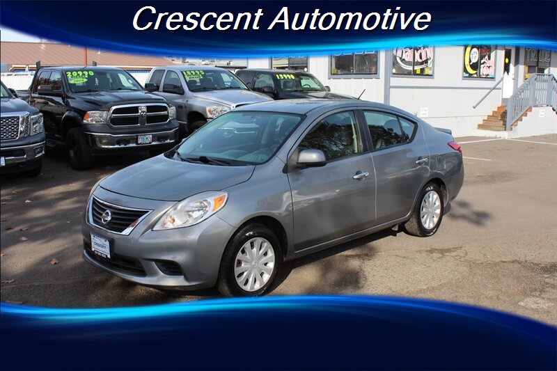 2013 Nissan Versa 1.6 SV   - Photo 1 - Eugene, OR 97402