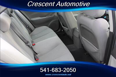 2010 Hyundai SONATA GLS   - Photo 13 - Eugene, OR 97402