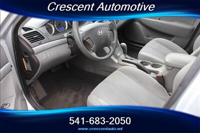 2010 Hyundai SONATA GLS   - Photo 10 - Eugene, OR 97402