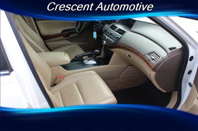 2010 Honda Accord EX-L V6 - Photo 12 - Eugene, OR 97402