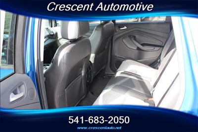 2017 Ford Escape SE   - Photo 13 - Eugene, OR 97402