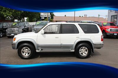 1998 Toyota 4Runner Limited   - Photo 9 - Eugene, OR 97402