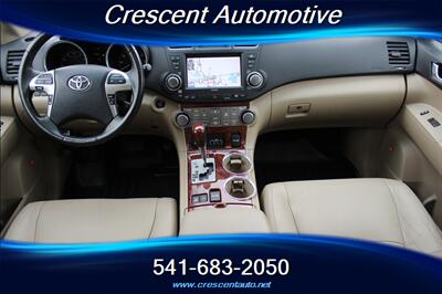 2011 Toyota Highlander Limited   - Photo 12 - Eugene, OR 97402