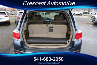 2011 Toyota Highlander Limited   - Photo 16 - Eugene, OR 97402