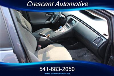 2014 Toyota Prius Two - Photo 12 - Eugene, OR 97402