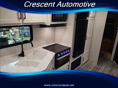 2024 Jayco Jay Flight   - Photo 9 - Eugene, OR 97402