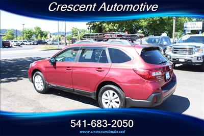 2018 Subaru Outback 2.5i Premium - Photo 8 - Eugene, OR 97402