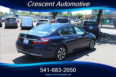 2017 Honda Accord EX-L V6 w/Navi w/Honda Se   - Photo 6 - Eugene, OR 97402