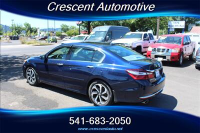 2017 Honda Accord EX-L V6 w/Navi w/Honda Se   - Photo 8 - Eugene, OR 97402