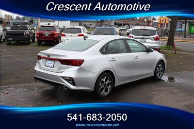 2019 Kia Forte LXS   - Photo 6 - Eugene, OR 97402