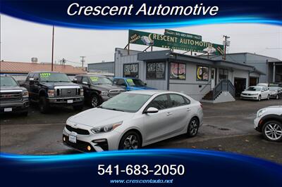 2019 Kia Forte LXS   - Photo 2 - Eugene, OR 97402