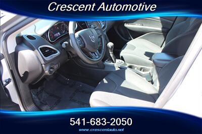 2016 Dodge Dart SXT   - Photo 10 - Eugene, OR 97402
