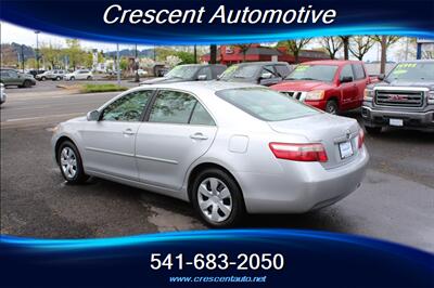 2008 Toyota Camry LE   - Photo 8 - Eugene, OR 97402