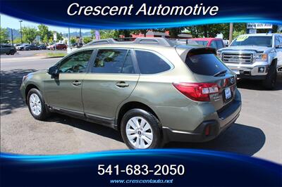 2018 Subaru Outback 2.5i Premium - Photo 8 - Eugene, OR 97402