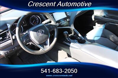 2019 Toyota Camry LE - Photo 11 - Eugene, OR 97402