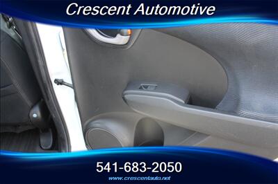 2009 Honda Fit Sport - Photo 4 - Eugene, OR 97402