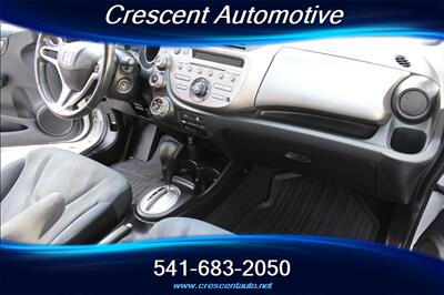 2009 Honda Fit Sport - Photo 5 - Eugene, OR 97402