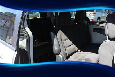 2017 Dodge Grand Caravan SE - Photo 12 - Eugene, OR 97402