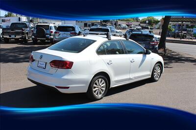 2013 Volkswagen Jetta Hybrid   - Photo 6 - Eugene, OR 97402