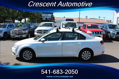2013 Volkswagen Jetta Hybrid   - Photo 9 - Eugene, OR 97402
