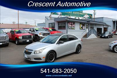 2014 Chevrolet Cruze LS Auto - Photo 2 - Eugene, OR 97402