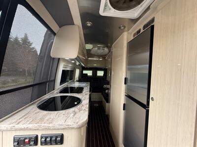 2015 Airstream Extended Grand Tour M3500   - Photo 20 - Poulsbo, WA 98370