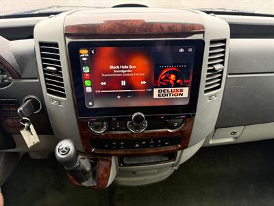 2015 Airstream Extended Grand Tour M3500   - Photo 15 - Poulsbo, WA 98370