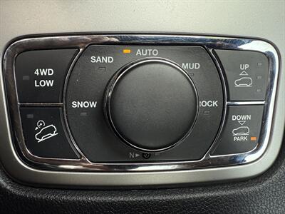 2018 Jeep Grand Cherokee Overland   - Photo 42 - Poulsbo, WA 98370