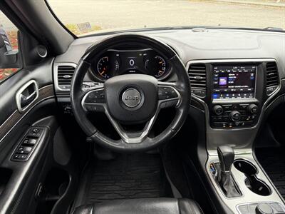 2018 Jeep Grand Cherokee Overland   - Photo 17 - Poulsbo, WA 98370