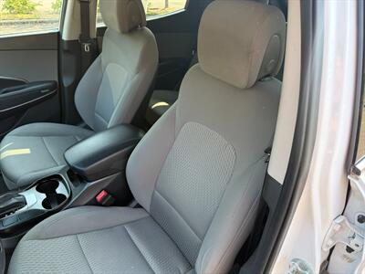 2017 Hyundai SANTA FE Sport 2.4L   - Photo 11 - Poulsbo, WA 98370