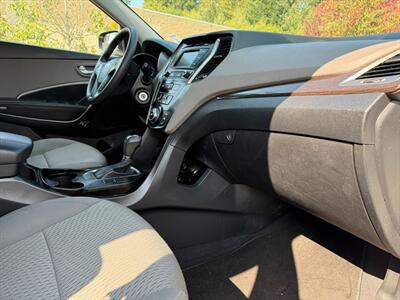 2017 Hyundai SANTA FE Sport 2.4L   - Photo 27 - Poulsbo, WA 98370