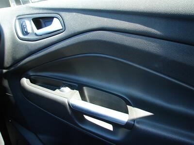 2015 Ford Escape Titanium   - Photo 28 - Poulsbo, WA 98370